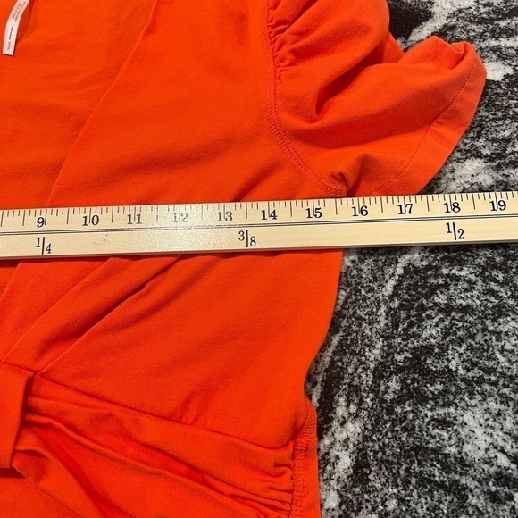 FREE PEOPLE deep orange puff short sleeves with plunging neckline top - Picture 6 of 10